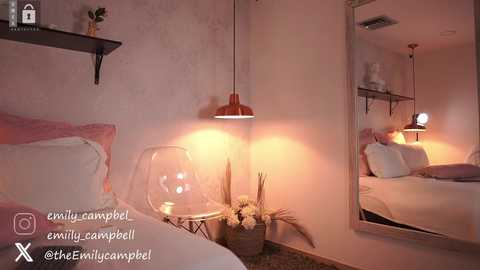 emiilycampbell @ chaturbate on 20241210