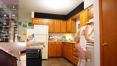 emmasky69 @ chaturbate on 20241211