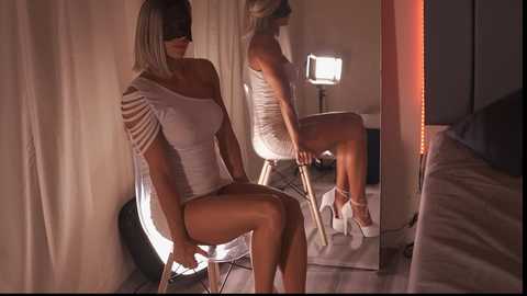 coconutcatin @ chaturbate on 20241212
