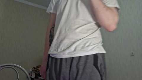 robertdedildo @ chaturbate on 20241212