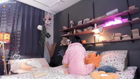 hinatabroks @ chaturbate on 20241213