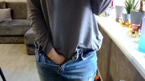 erotic_vibe @ chaturbate on 20241214