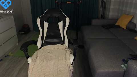 james_friends @ chaturbate on 20241214
