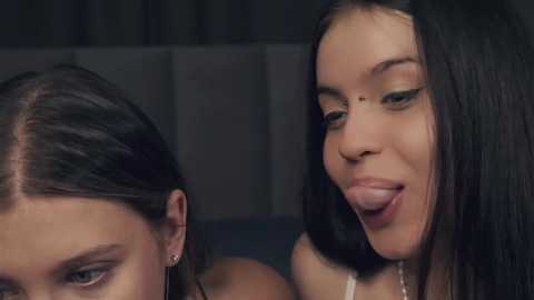 vivid_girls @ chaturbate on 20241214