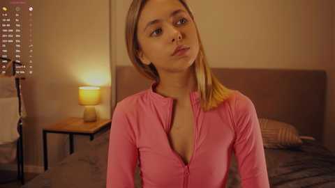 mildredgarrett @ chaturbate on 20241216
