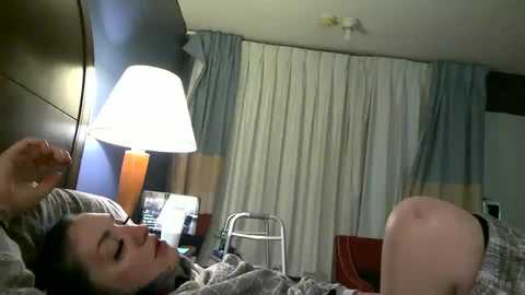 high3ndlowlife @ chaturbate on 20241217