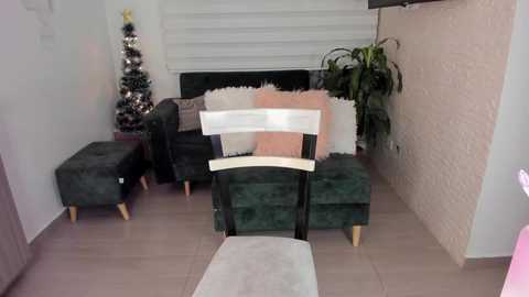 laura__cruz