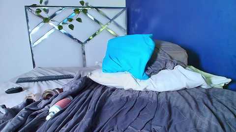 brownbunnieee_ @ chaturbate on 20250101