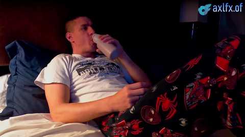 axl_fx @ chaturbate on 20250102