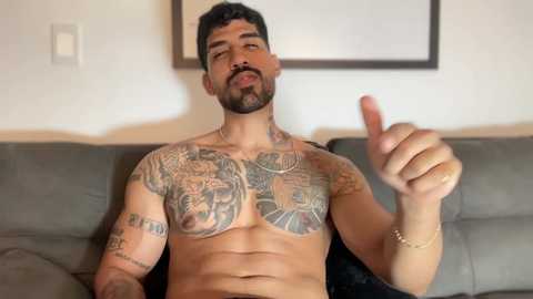 myke_esthetic @ chaturbate on 20250102