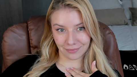sofia_woodss @ chaturbate on 20250104