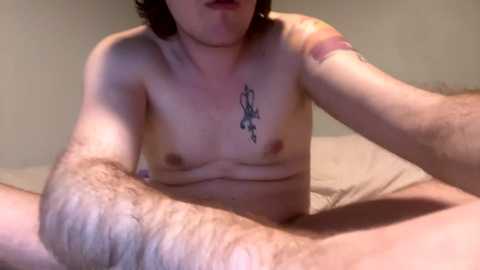 carliventure @ chaturbate on 20250128