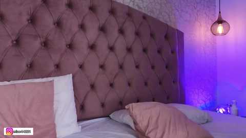 e_m_m_a_7 @ chaturbate on 20250129
