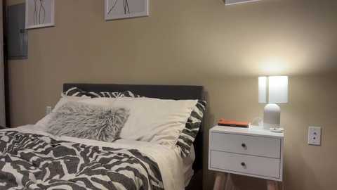 babymia4u @ chaturbate on 20250201