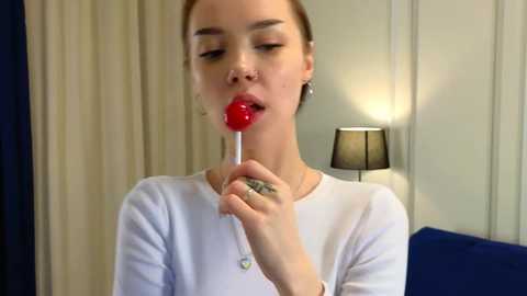lady_chic @ chaturbate on 20250210