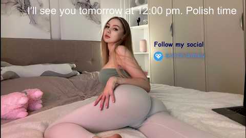 avroramy @ chaturbate on 20250212