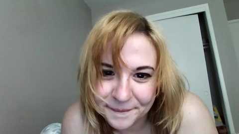 starlamoon36 @ chaturbate on 20250213