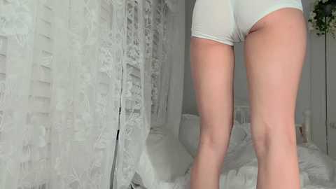 littlegreekflower @ chaturbate on 20250217