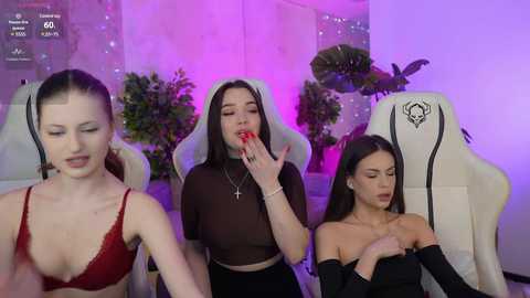 bright_diamonds_054 @ chaturbate on 20250218