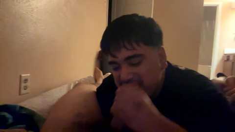 gmenocal21 @ chaturbate on 20250218