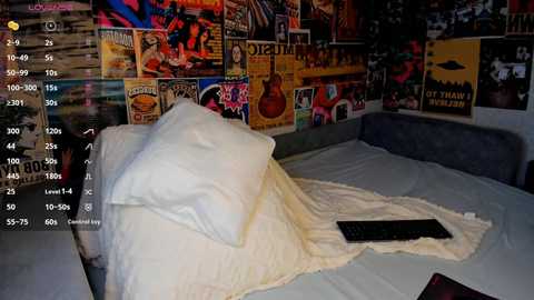 flirtykitty_ @ chaturbate on 20250308