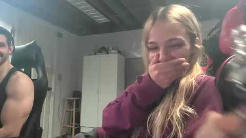 chloe_damian