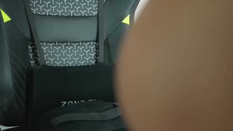 kissing33 @ chaturbate on 20250526