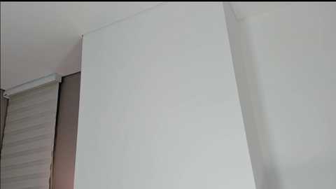 _lasuescun @ chaturbate on 20250527