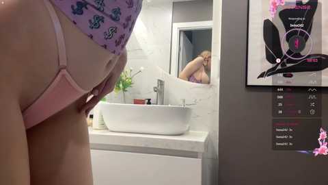 avroramy @ chaturbate on 20250527