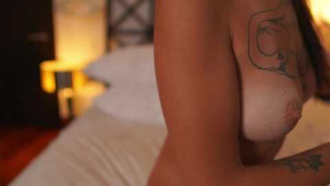 erikabee @ chaturbate on 20250527
