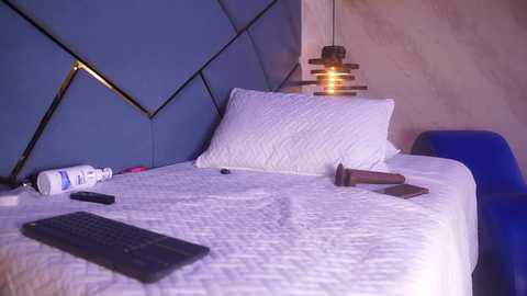 amber_tonny25 @ chaturbate on 20250528