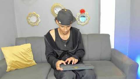 kenix_7 @ chaturbate on 20250528