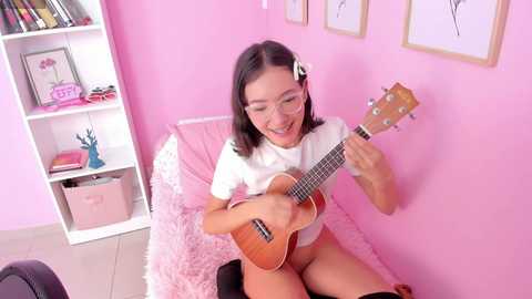 little_effy18_ @ chaturbate on 20250530