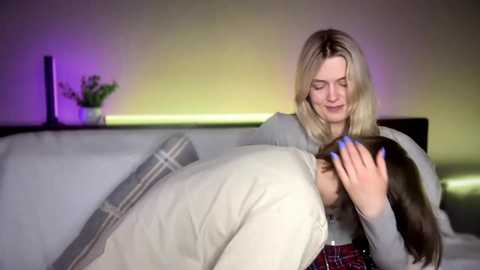 amandatalk @ chaturbate on 20250531