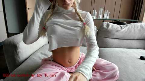 carolinaherera @ chaturbate on 20250531