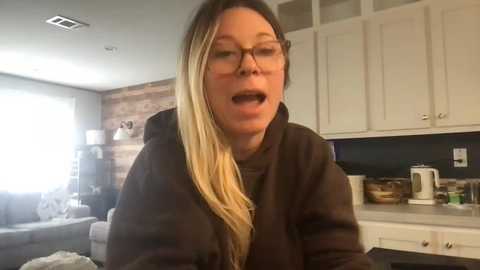 texas_blonde @ chaturbate on 20250531