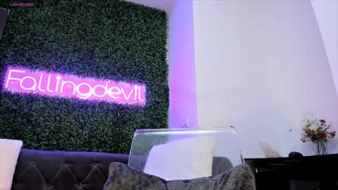 hotfallingdevil @ chaturbate on 20250604