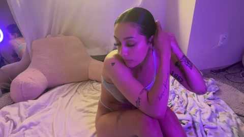 jadamonroee @ chaturbate on 20250604