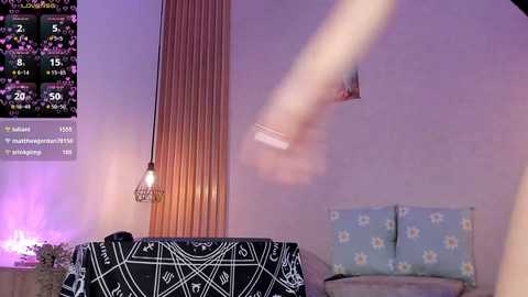 pawggirl18 @ chaturbate on 20250609