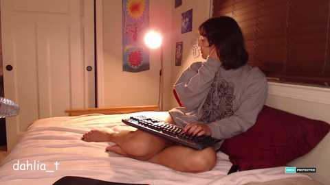 dahlia_t @ chaturbate on 20250610