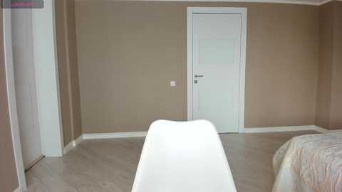 flooora_0 @ chaturbate on 20250610