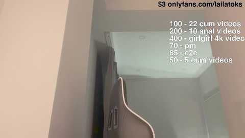 lailatoks @ chaturbate on 20250610