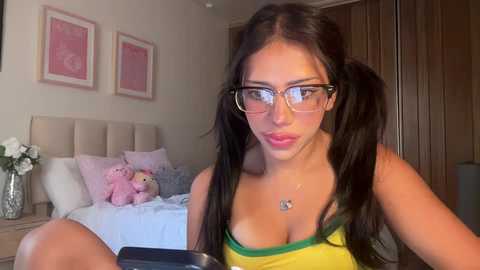 juliaabrooks @ chaturbate on 20250611