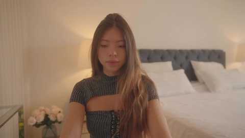 emma_lu1 @ chaturbate on 20250612