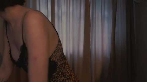 researchpoetry @ chaturbate on 20250616