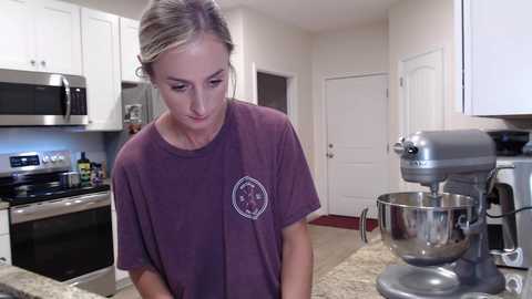 holihurricane @ chaturbate on 20250618