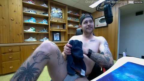 bluecollarjock_ @ chaturbate on 20250619