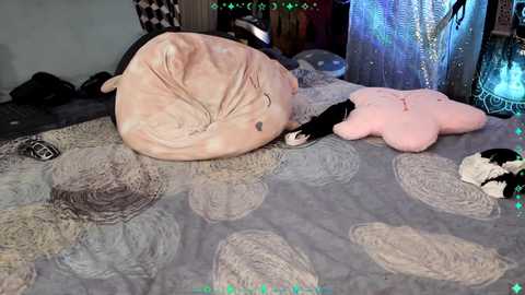 xaevynne @ chaturbate on 20250619