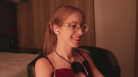 girl_i_am @ chaturbate on 20250620