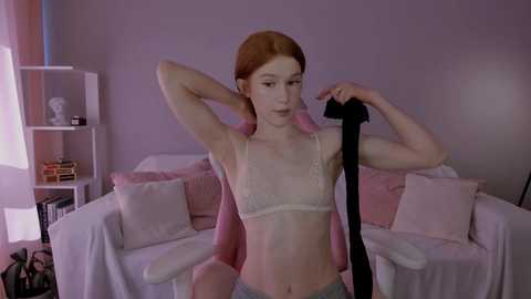 leahsthetics @ chaturbate on 20250622